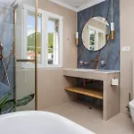 Gorgeous Home In Trstenik With Wifi بيت للعطل *